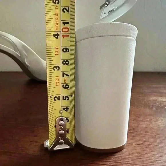 Schutz Blanche Pump in Pearl Size 9.5B Brand New Leather Heels - Picture 12 of 12